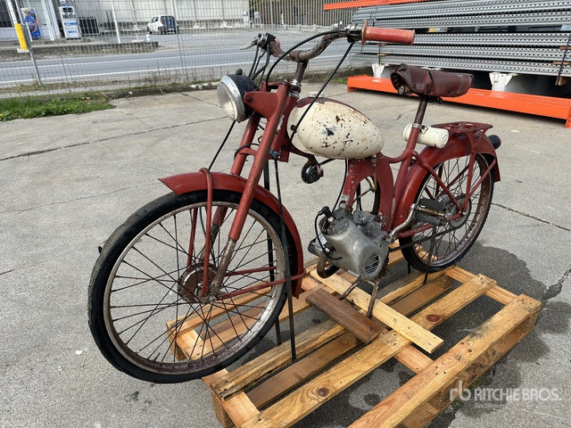 Emi-Vale Classic Bike - Motocyclette: photos 1 Emi-Vale Classic Bike - Motocyclette: photos 1