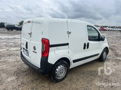 FIAT FIORINO 4 PORTE 1.3 MULTIJET 95 CV E6 SX - Camion fourgon: photos 3 FIAT FIORINO 4 PORTE 1.3 MULTIJET 95 CV E6 SX - Camion fourgon: photos 3