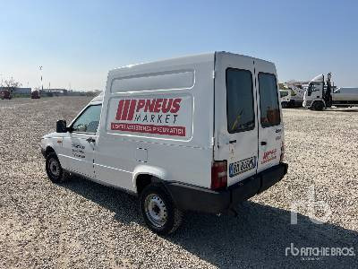 FIAT FIORINO - Camion fourgon: photos 2 FIAT FIORINO - Camion fourgon: photos 2