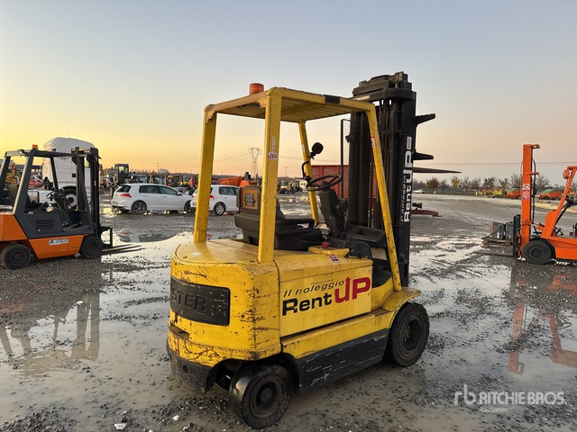 Hyster J2.50XM Electric Forklift - Chariot élévateur électrique: photos 3 Hyster J2.50XM Electric Forklift - Chariot élévateur électrique: photos 3