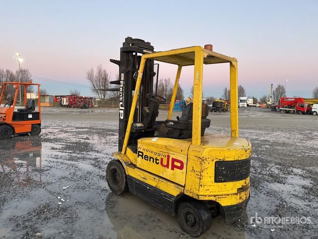 Hyster J2.50XM Electric Forklift - Chariot élévateur électrique: photos 2 Hyster J2.50XM Electric Forklift - Chariot élévateur électrique: photos 2