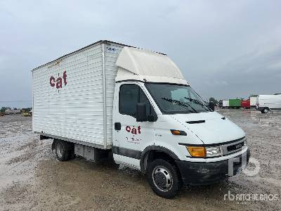 IVECO DAILY 35C15 - Camion fourgon: photos 4 IVECO DAILY 35C15 - Camion fourgon: photos 4