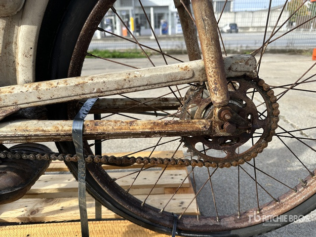 Innocenti Labretta 48 Classic Bike - Motocyclette: photos 3 Innocenti Labretta 48 Classic Bike - Motocyclette: photos 3