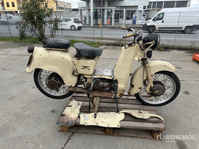 Moto Guzzi Classic Bike - Motocyclette: photos 2 Moto Guzzi Classic Bike - Motocyclette: photos 2