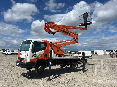 NISSAN CABSTAR 35.12 2013 CTE ZED 20.2H 20 m on - Camion avec nacelle: photos 1 NISSAN CABSTAR 35.12 2013 CTE ZED 20.2H 20 m on - Camion avec nacelle: photos 1