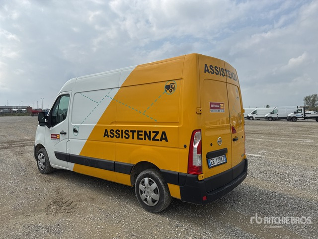 Nissan NV400 Van Truck - Fourgon utilitaire: photos 2 Nissan NV400 Van Truck - Fourgon utilitaire: photos 2