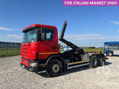 SCANIA 124L420 6x2 - Camion ampliroll: photos 1 SCANIA 124L420 6x2 - Camion ampliroll: photos 1