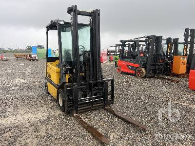 YALE ERP30ALF 3000 kg (Inoperable) - Chariot élévateur électrique: photos 5 YALE ERP30ALF 3000 kg (Inoperable) - Chariot élévateur électrique: photos 5