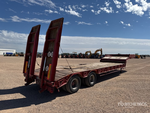 1989 Castera RSTP25 T/A Semi-Remorque Porte-Engins ... Lowboy Trailer - Semi-remorque surbaissé: photos 3 1989 Castera RSTP25 T/A Semi-Remorque Porte-Engins ... Lowboy Trailer - Semi-remorque surbaissé: photos 3