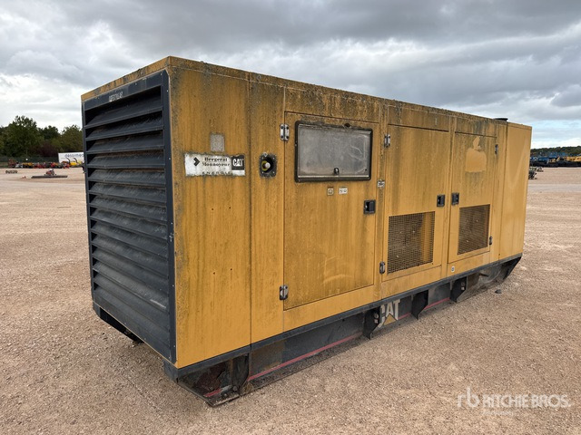 2000 Cat 400 365 kVA Containerized Stand-By ... Generator Set - Groupe électrogène: photos 1 2000 Cat 400 365 kVA Containerized Stand-By ... Generator Set - Groupe électrogène: photos 1