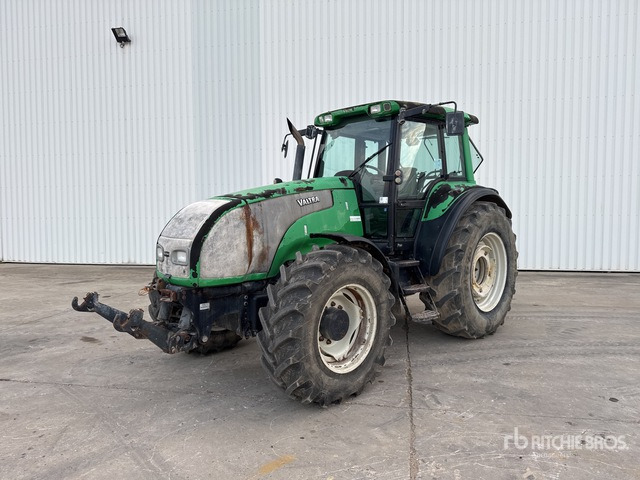 2006 Valtra T140 Tracteur Argicole 4WD Tractor - Tracteur agricole: photos 1 2006 Valtra T140 Tracteur Argicole 4WD Tractor - Tracteur agricole: photos 1