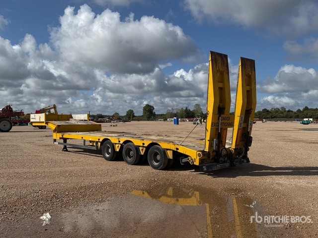 2007 Faymonville TL3GE Tri/A Semi-Remorque Porte-Engin ... Lowboy Trailer - Semi-remorque surbaissé: photos 3 2007 Faymonville TL3GE Tri/A Semi-Remorque Porte-Engin ... Lowboy Trailer - Semi-remorque surbaissé: photos 3