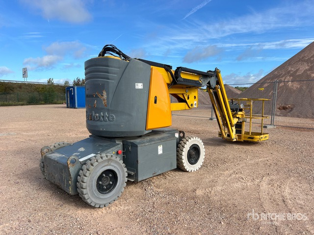 2007 Haulotte HA12IP 2WD Electric Nacelle Articulee ... Articulating Boom Lift - Nacelle articulée: photos 2 2007 Haulotte HA12IP 2WD Electric Nacelle Articulee ... Articulating Boom Lift - Nacelle articulée: photos 2