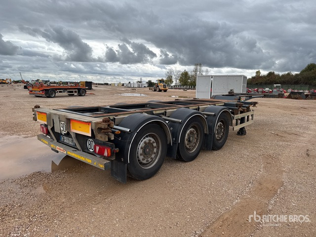 2012 Fruehauf D.0033.06.02 Tri/A Remorque Porte-Conteneur ... Container Trailer - Remorque porte-conteneur/ Caisse mobile: photos 3 2012 Fruehauf D.0033.06.02 Tri/A Remorque Porte-Conteneur ... Container Trailer - Remorque porte-conteneur/ Caisse mobile: photos 3