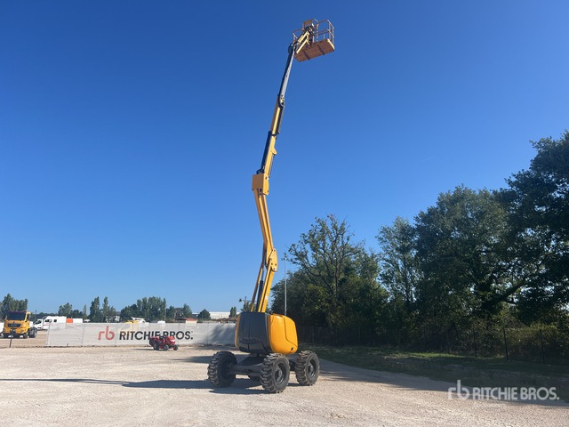 2012 Haulotte HA16PX Nacelle Articulee Articulating Boom Lift - Nacelle articulée: photos 3 2012 Haulotte HA16PX Nacelle Articulee Articulating Boom Lift - Nacelle articulée: photos 3