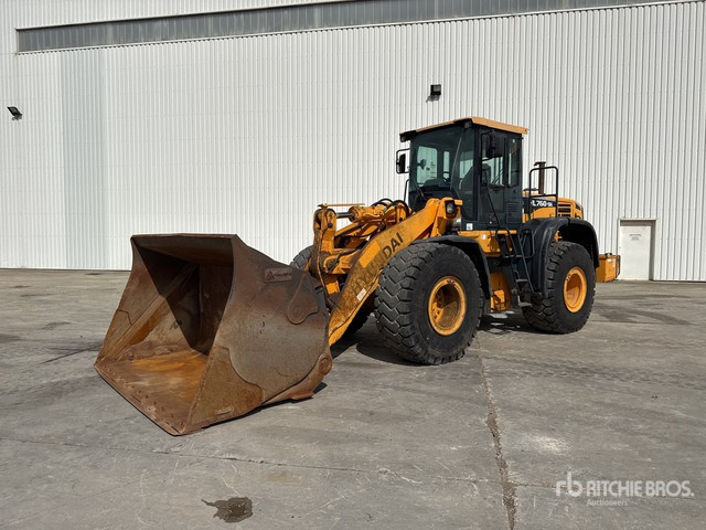 2013 Hyundai HL 760-9A Chargeuse Sur Pneus Wheel Loader - Chargeuse sur pneus: photos 1 2013 Hyundai HL 760-9A Chargeuse Sur Pneus Wheel Loader - Chargeuse sur pneus: photos 1