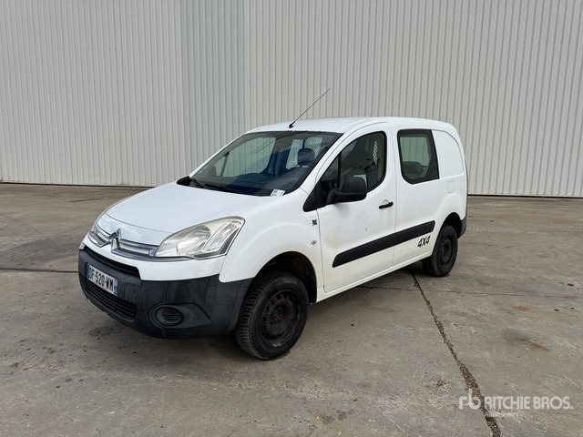 2014 Citroen Berlingo Dangel 4x4 Vehicule Utilitaire Cargo Van - Fourgonnette: photos 1 2014 Citroen Berlingo Dangel 4x4 Vehicule Utilitaire Cargo Van - Fourgonnette: photos 1