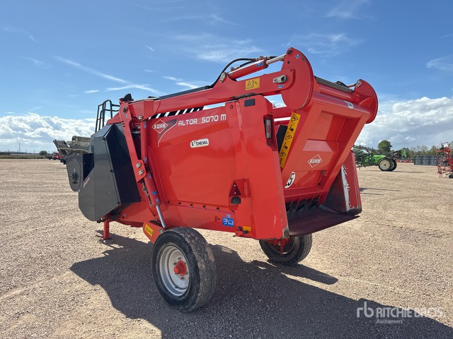 2015 Kuhn Altor 5070M Livestock Feeder - Mélangeuse: photos 4 2015 Kuhn Altor 5070M Livestock Feeder - Mélangeuse: photos 4