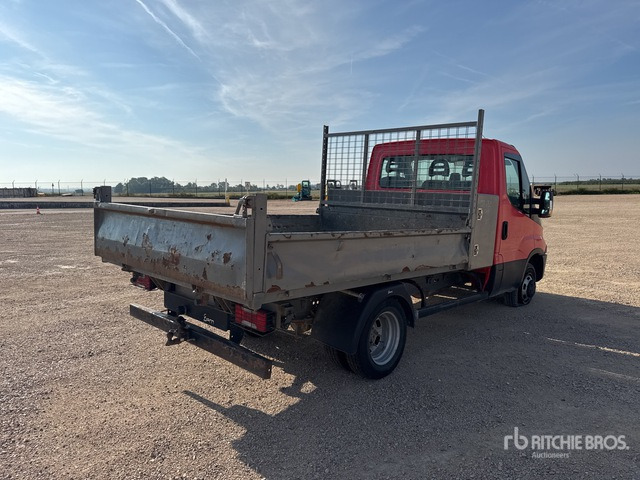 2016 Iveco 35-130 Camion Benne (Inoperable) Dump Truck: Light Duty - Véhicule utilitaire benne: photos 3 2016 Iveco 35-130 Camion Benne (Inoperable) Dump Truck: Light Duty - Véhicule utilitaire benne: photos 3