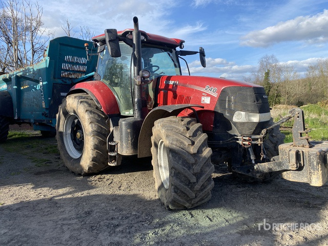 2019 Case IH Puma 240CVX 4x4 Tracteur Agricole 4WD Tractor - Tracteur agricole: photos 1 2019 Case IH Puma 240CVX 4x4 Tracteur Agricole 4WD Tractor - Tracteur agricole: photos 1