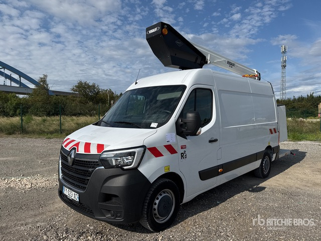 2021 Renault Master 145 DXI 2021 Versalift VTL 135 13 m on ... Bucket Truck - Camion avec nacelle: photos 2 2021 Renault Master 145 DXI 2021 Versalift VTL 135 13 m on ... Bucket Truck - Camion avec nacelle: photos 2