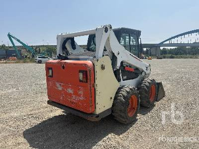 BOBCAT S530 Chargeuse Compacte - Mini chargeuse: photos 3 BOBCAT S530 Chargeuse Compacte - Mini chargeuse: photos 3