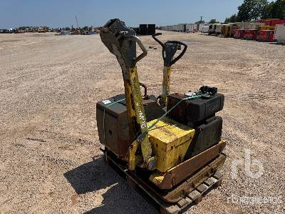 BOMAG Qte De Plaques Vibrantes Qty Of ... - Plaque vibrante: photos 4 BOMAG Qte De Plaques Vibrantes Qty Of ... - Plaque vibrante: photos 4