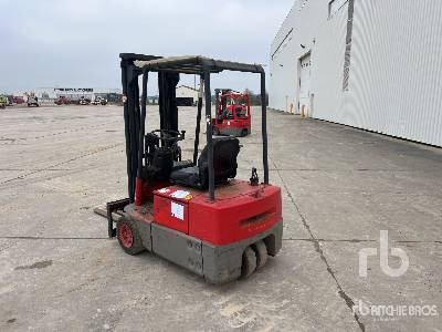 FENWICK E14 1210 kg Chariot Elevateur Elect ... - Chariot élévateur électrique: photos 3 FENWICK E14 1210 kg Chariot Elevateur Elect ... - Chariot élévateur électrique: photos 3