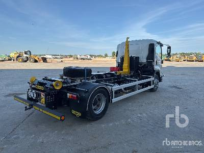 ISUZU F14 240 4x2 Camion Ampliroll (Unused) - Camion ampliroll: photos 3 ISUZU F14 240 4x2 Camion Ampliroll (Unused) - Camion ampliroll: photos 3