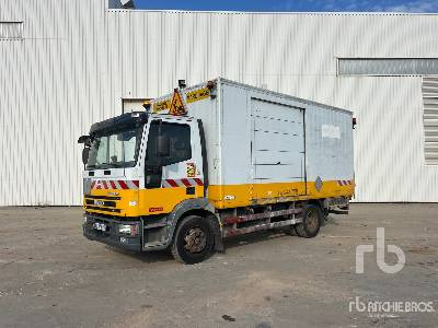 IVECO 120E24 4x2 Camion Fourgon - Camion fourgon: photos 1 IVECO 120E24 4x2 Camion Fourgon - Camion fourgon: photos 1