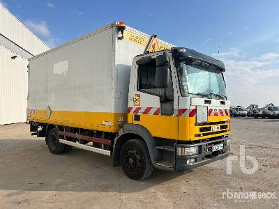 IVECO 120E24 4x2 Camion Fourgon - Camion fourgon: photos 4 IVECO 120E24 4x2 Camion Fourgon - Camion fourgon: photos 4