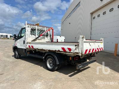 IVECO 35-130 Camion Benne - Camion benne: photos 3 IVECO 35-130 Camion Benne - Camion benne: photos 3