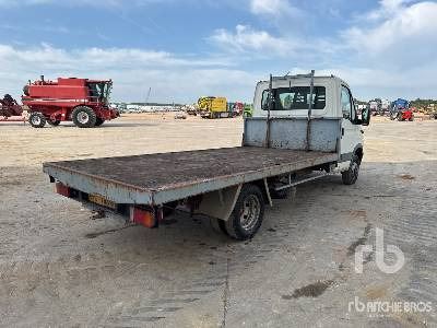 IVECO 35C11 4x2 Camion Plateau - Camion plateau: photos 3 IVECO 35C11 4x2 Camion Plateau - Camion plateau: photos 3