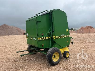 JOHN DEERE 580 Presse A Balles Rondes - Presse à balles rondes: photos 3 JOHN DEERE 580 Presse A Balles Rondes - Presse à balles rondes: photos 3
