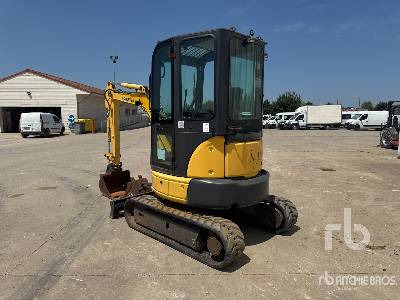 KOMATSU PC26MR-3 Mini-Pelle - Mini pelle: photos 2 KOMATSU PC26MR-3 Mini-Pelle - Mini pelle: photos 2