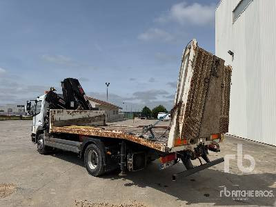 MERCEDES-BENZ ATEGO 1522 2011 Hiab 144 B-2 HIDUC 4600 kg ... - Camion plateau: photos 3 MERCEDES-BENZ ATEGO 1522 2011 Hiab 144 B-2 HIDUC 4600 kg ... - Camion plateau: photos 3