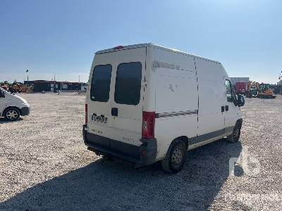 PEUGEOT BOXER Vehicule Utilitaire - Fourgon utilitaire: photos 3 PEUGEOT BOXER Vehicule Utilitaire - Fourgon utilitaire: photos 3