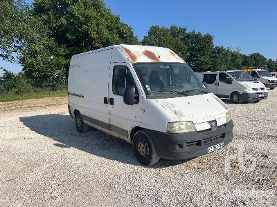 PEUGEOT BOXER Vehicule Utilitaire - Fourgon utilitaire: photos 4 PEUGEOT BOXER Vehicule Utilitaire - Fourgon utilitaire: photos 4