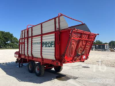 POTTINGER S-PROF12 Remorque Auto-Chargeuse - Autochargeuse: photos 2 POTTINGER S-PROF12 Remorque Auto-Chargeuse - Autochargeuse: photos 2