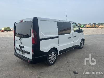 RENAULT TRAFIC - Camion fourgon: photos 3 RENAULT TRAFIC - Camion fourgon: photos 3