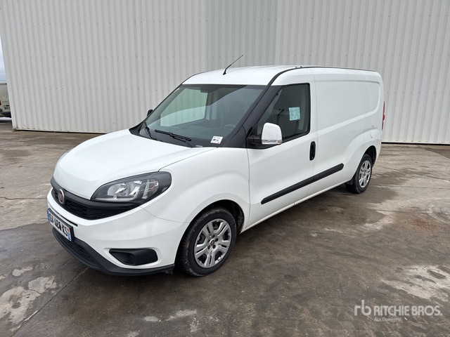 2021 Fiat Doblo maxi Vehicule Utilitaire Cargo Van - Véhicule utilitaire: photos 1 2021 Fiat Doblo maxi Vehicule Utilitaire Cargo Van - Véhicule utilitaire: photos 1