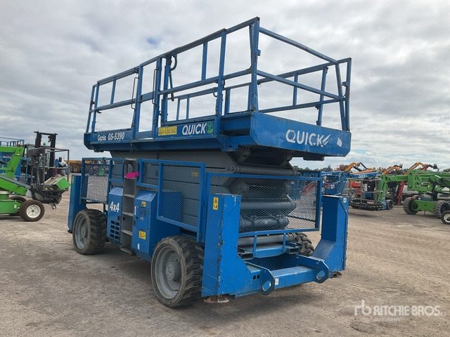 2007 Genie GS-5390 4x4 Diesel Scissor Lift - Nacelle ciseaux: photos 3 2007 Genie GS-5390 4x4 Diesel Scissor Lift - Nacelle ciseaux: photos 3
