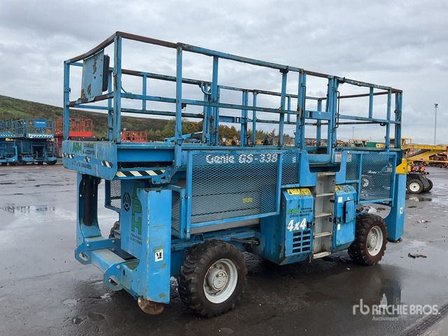2007 Genie GS3384 4x4 Diesel Scissor Lift - Nacelle ciseaux: photos 3 2007 Genie GS3384 4x4 Diesel Scissor Lift - Nacelle ciseaux: photos 3