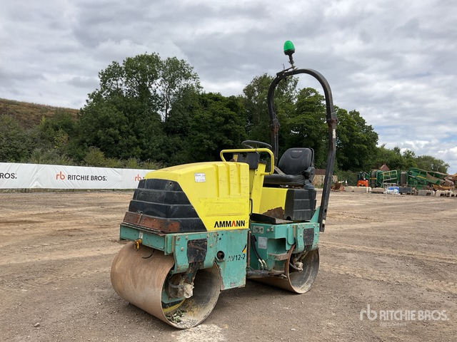 2012 Ammann AV12-2 Double Drum Roller - Rouleau compresseur: photos 1 2012 Ammann AV12-2 Double Drum Roller - Rouleau compresseur: photos 1