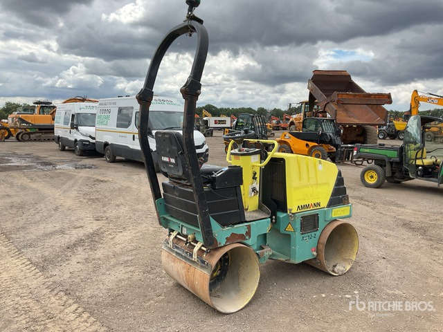 2012 Ammann AV12-2 Double Drum Roller - Rouleau compresseur: photos 4 2012 Ammann AV12-2 Double Drum Roller - Rouleau compresseur: photos 4