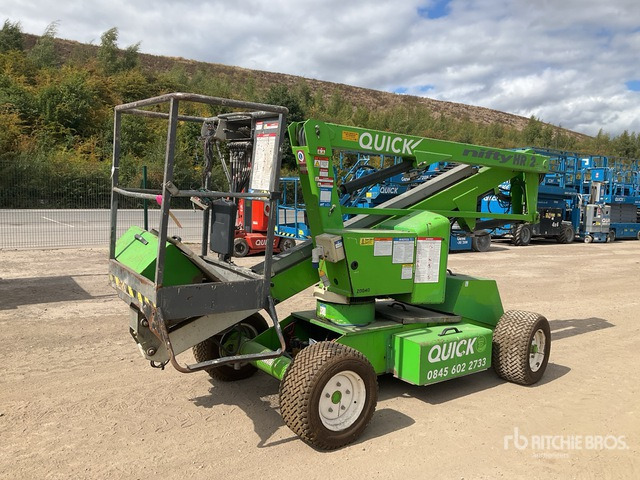 2013 Nifty HR12?NDE 2WD Hybrid (Inoperable) Articulating Boom Lift - Nacelle articulée: photos 1 2013 Nifty HR12?NDE 2WD Hybrid (Inoperable) Articulating Boom Lift - Nacelle articulée: photos 1