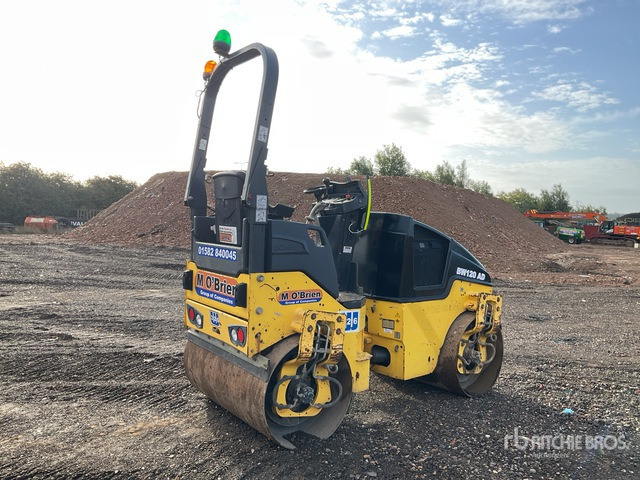 2015 Bomag 120AD-5 Double Drum Roller - Rouleau compresseur: photos 3 2015 Bomag 120AD-5 Double Drum Roller - Rouleau compresseur: photos 3