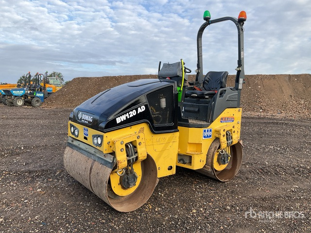 2015 Bomag 120AD-5 Double Drum Roller - Rouleau compresseur: photos 2 2015 Bomag 120AD-5 Double Drum Roller - Rouleau compresseur: photos 2