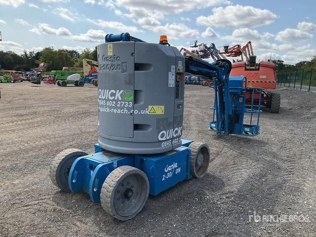 2015 Genie Z30/20N 2WD Electric Articulating Boom Lift - Nacelle articulée: photos 4 2015 Genie Z30/20N 2WD Electric Articulating Boom Lift - Nacelle articulée: photos 4