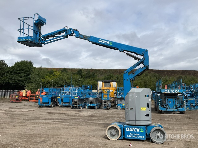 2015 Genie Z30N 10m Narrow Electric Boom Articulating Boom Lift - Nacelle articulée: photos 2 2015 Genie Z30N 10m Narrow Electric Boom Articulating Boom Lift - Nacelle articulée: photos 2